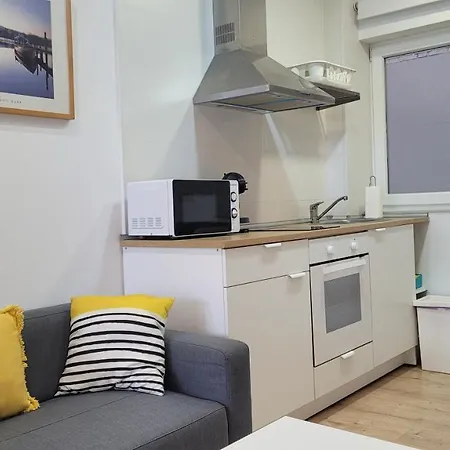 Luz De شقة كاديز